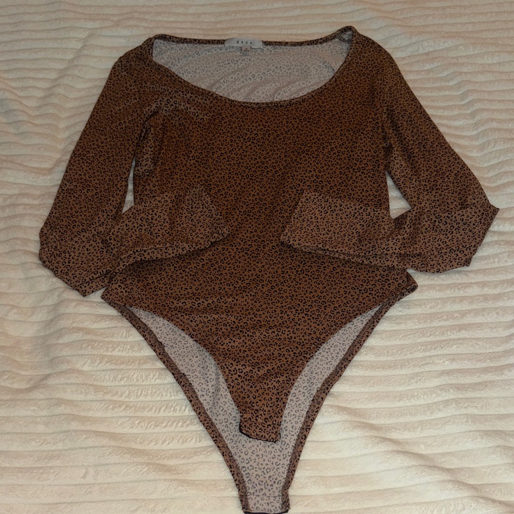 Gaze Leopard Print Apparel